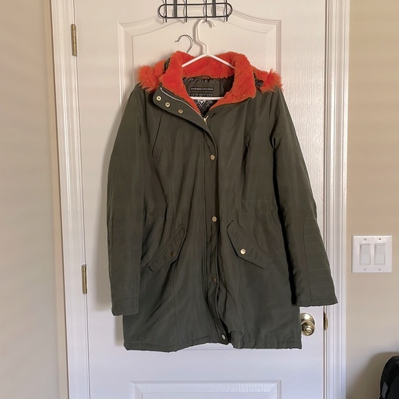 Noize Vegan Faux Orange Fur Hooded Army Green Anorak Style Jacket - Picture 1 of 8